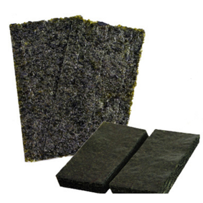 La metà ha tagliato i sushi arrostiti Nori Seaweed Sheets Dark Green